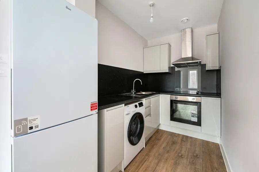 Zinc House, Camberley, GU15, photo 3