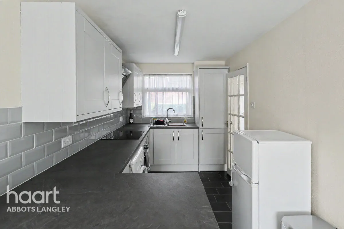 Jacketts Field, Abbots Langley, WD5, photo 17