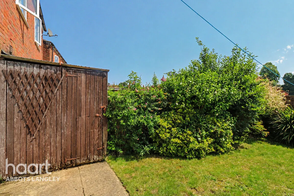 Jacketts Field, Abbots Langley, WD5, photo 15