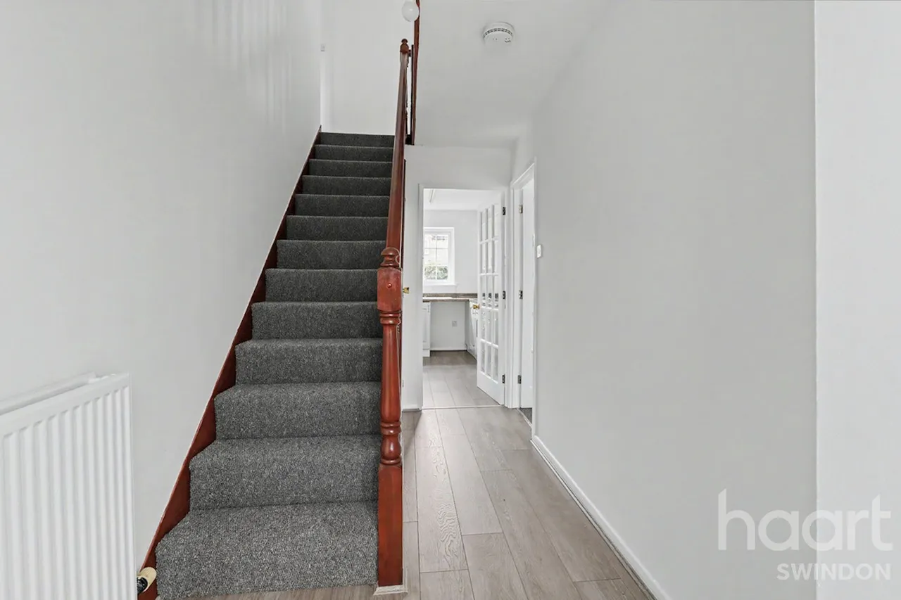 Webbs Wood, Swindon, SN5, photo 5