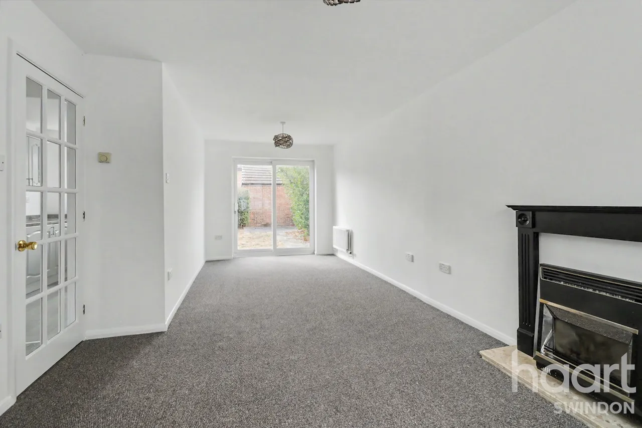 Webbs Wood, Swindon, SN5, photo 4