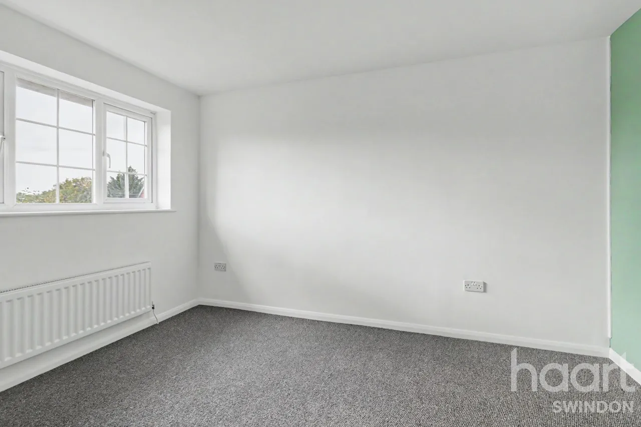 Webbs Wood, Swindon, SN5, photo 12