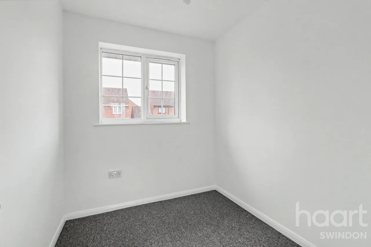 Webbs Wood, Swindon, SN5, photo 14