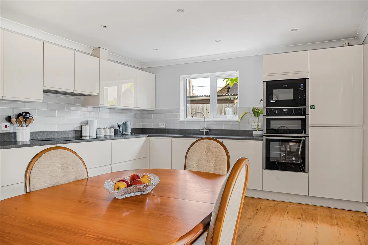 Sherwood Close, Launton, photo 17