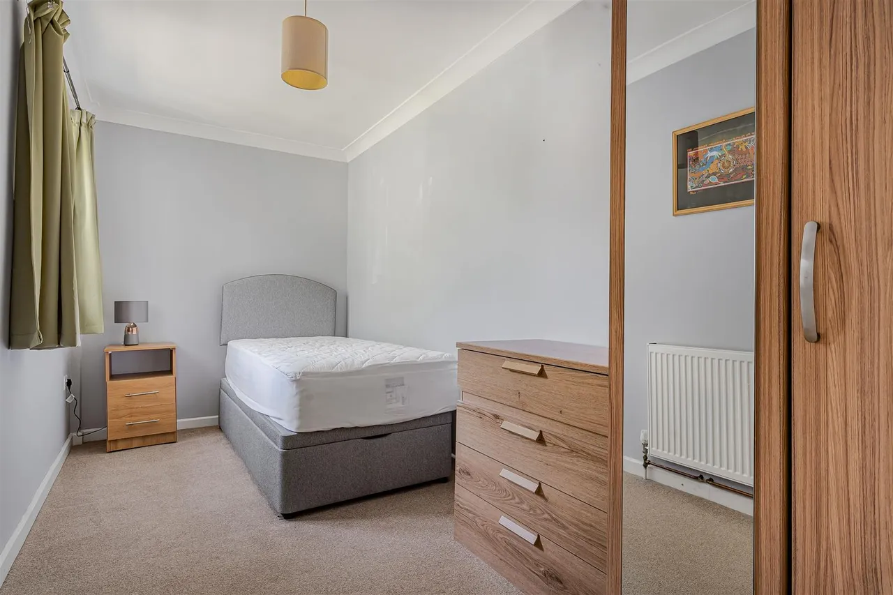 Sherwood Close, Launton, photo 8