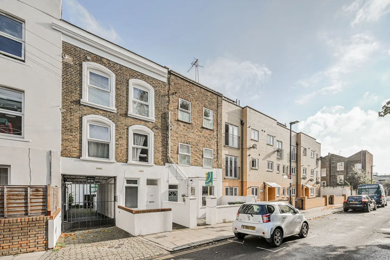 2 bed flat for sale, London, N19