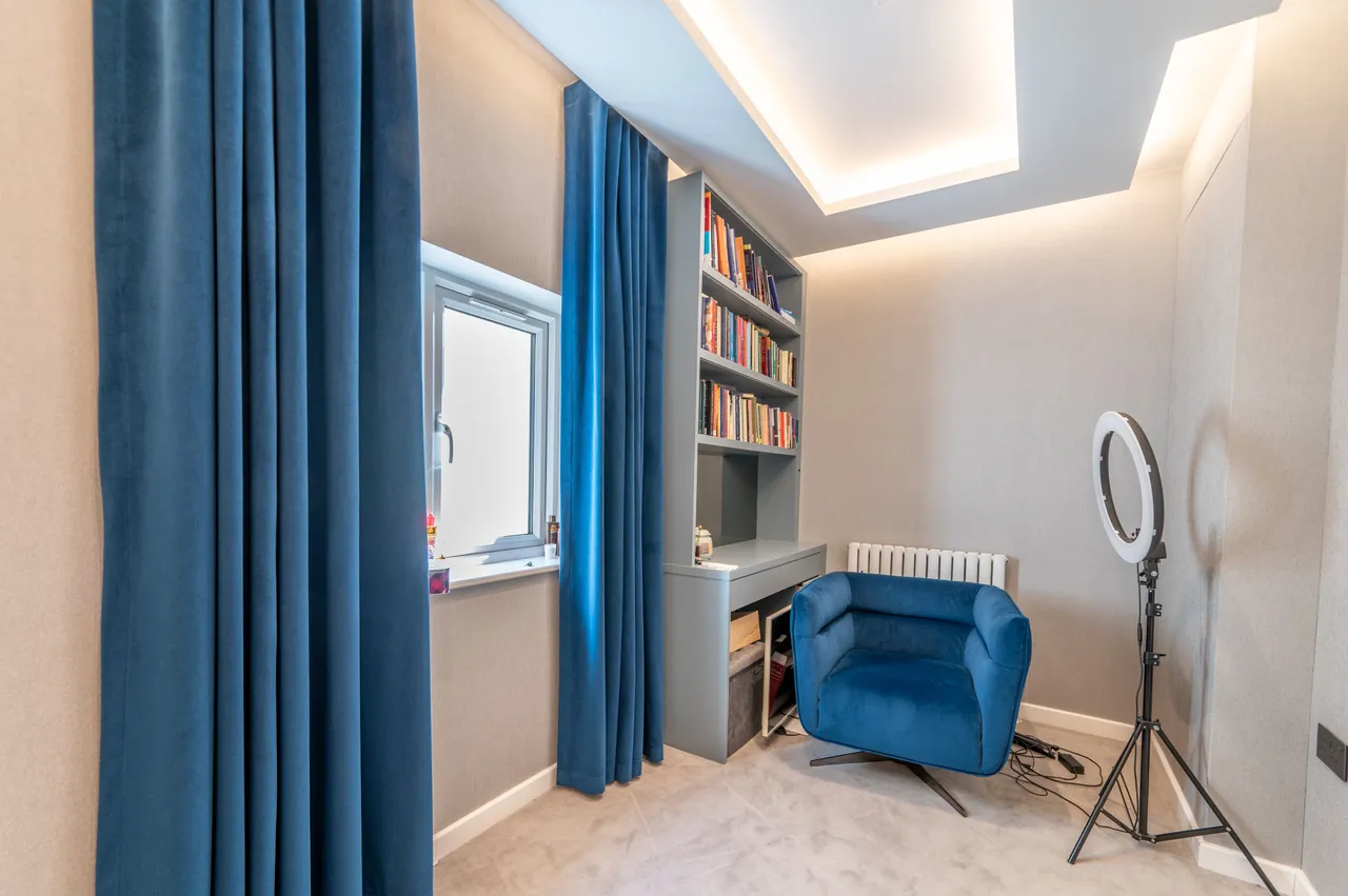 38 Helena Road, London, photo 12
