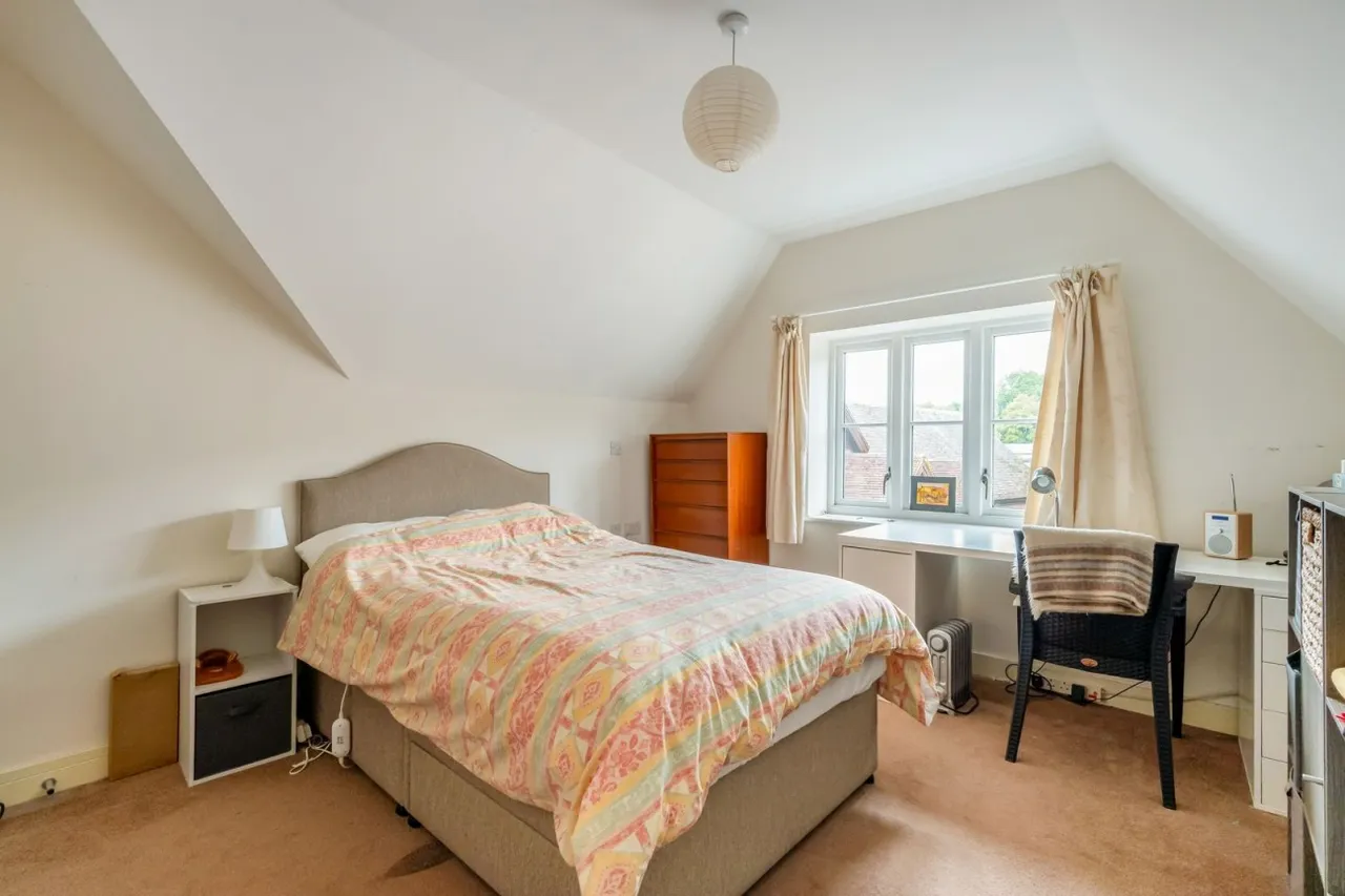 Lyndhurst, SO43, photo 13