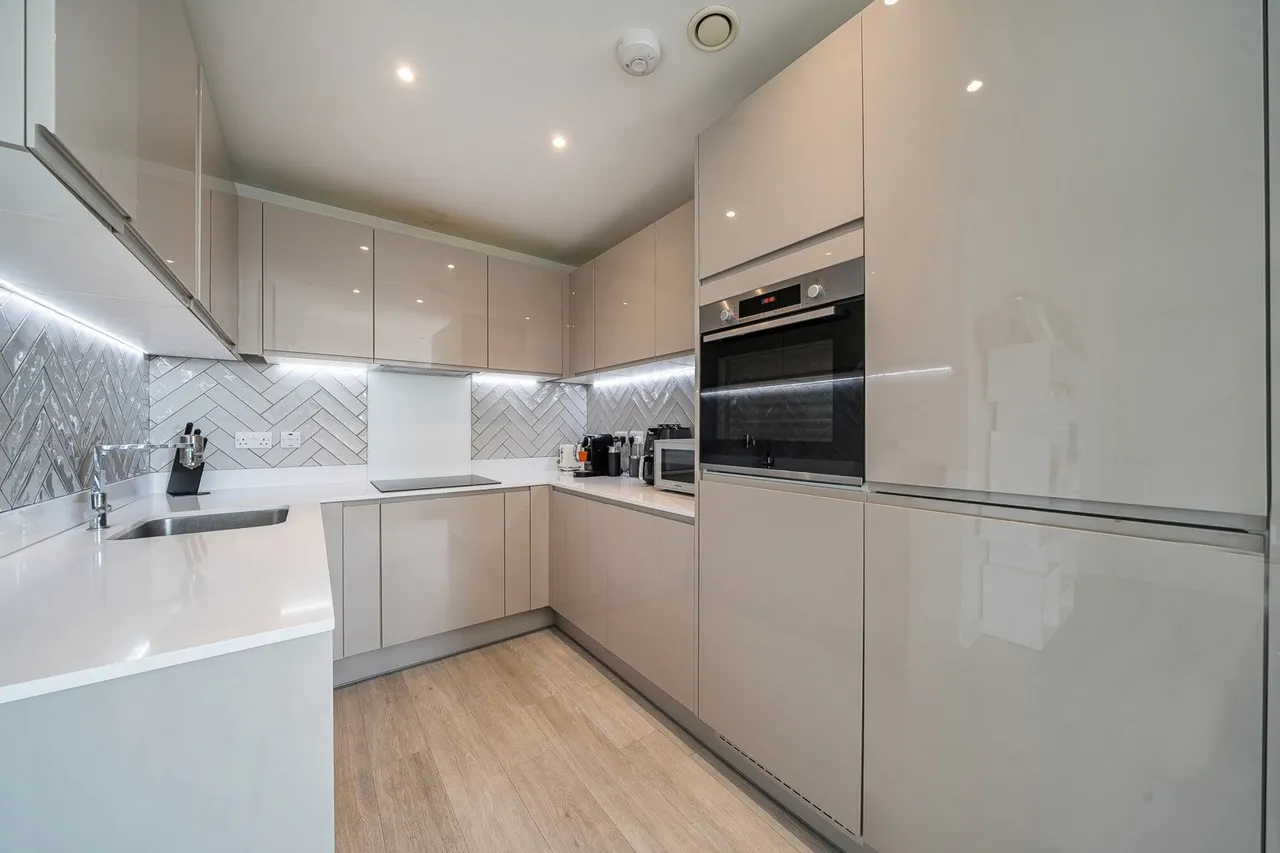 Pomeroy Street, SE14, photo 23
