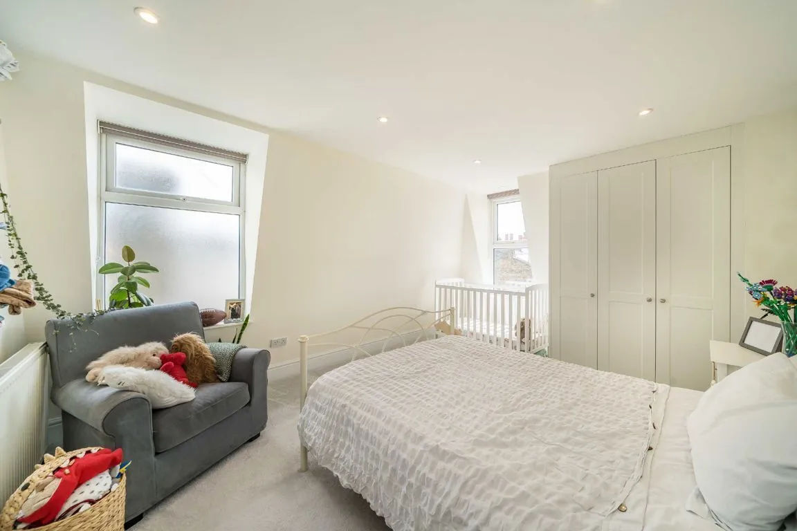 Otterburn Street, SW17, photo 6