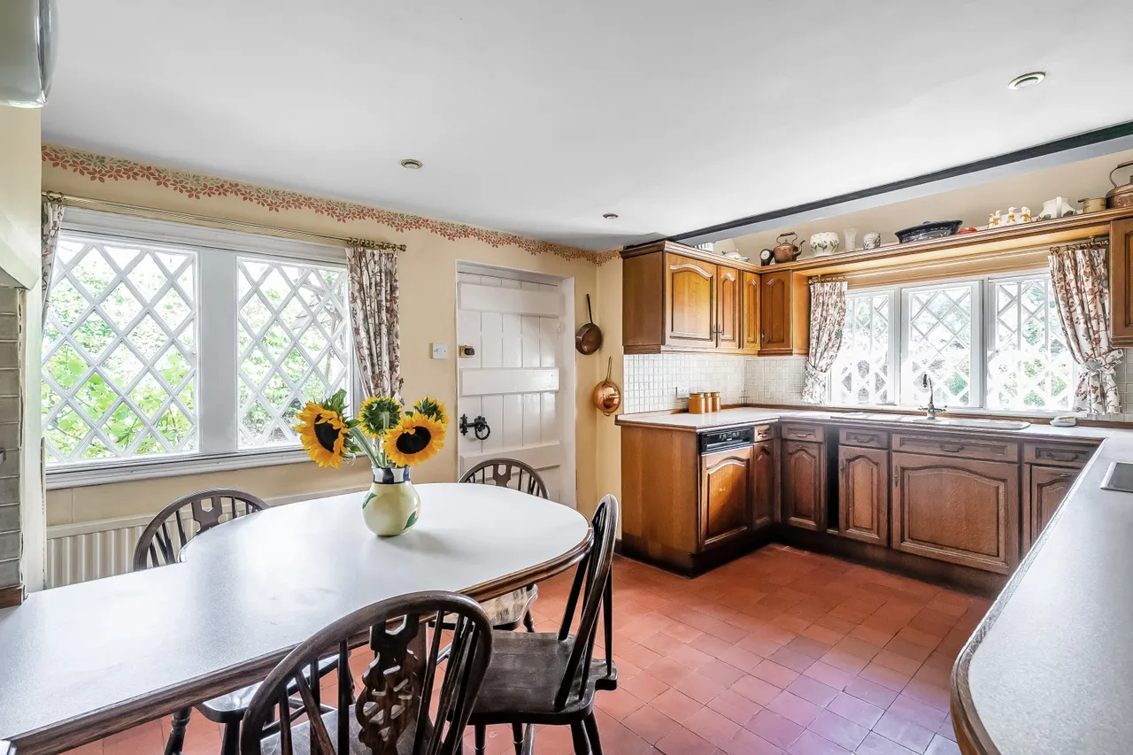 Tilburstow Hill Road, South Godstone, RH9, photo 4