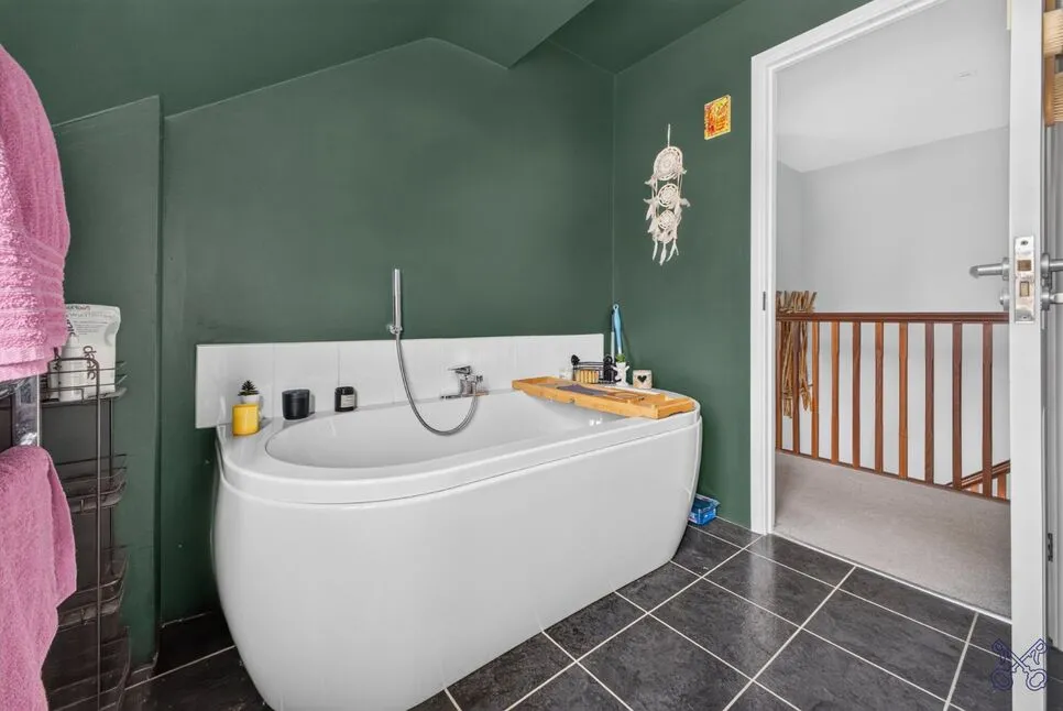 Stanton Fields, Bishampton, WR10, photo 15