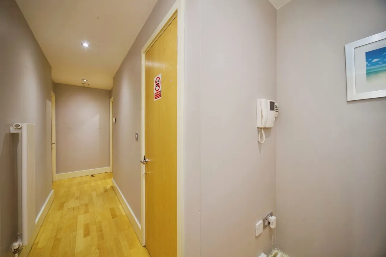 Millharbour, London, E14, photo 16