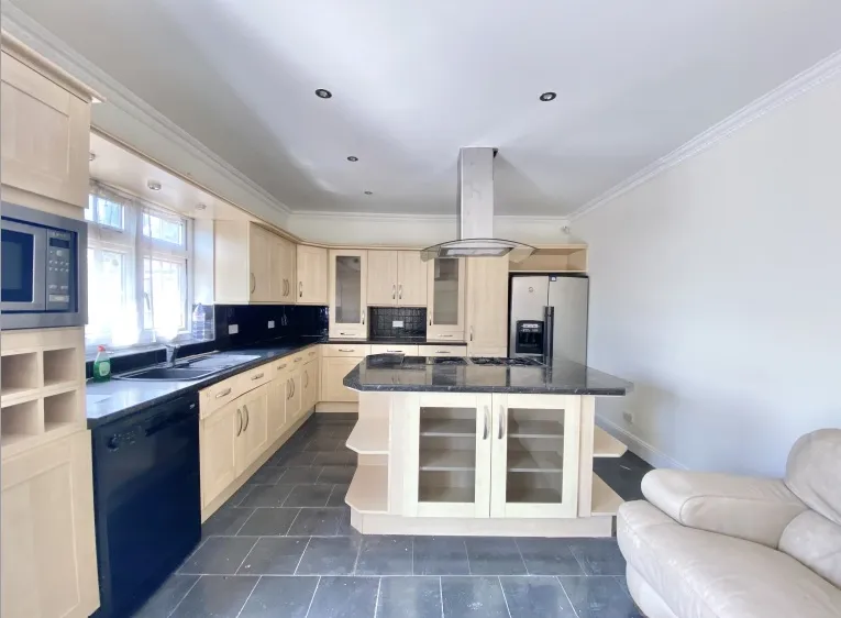 Long Lane, Grays, RM16, photo 3