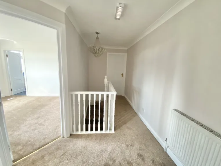 Long Lane, Grays, RM16, photo 8