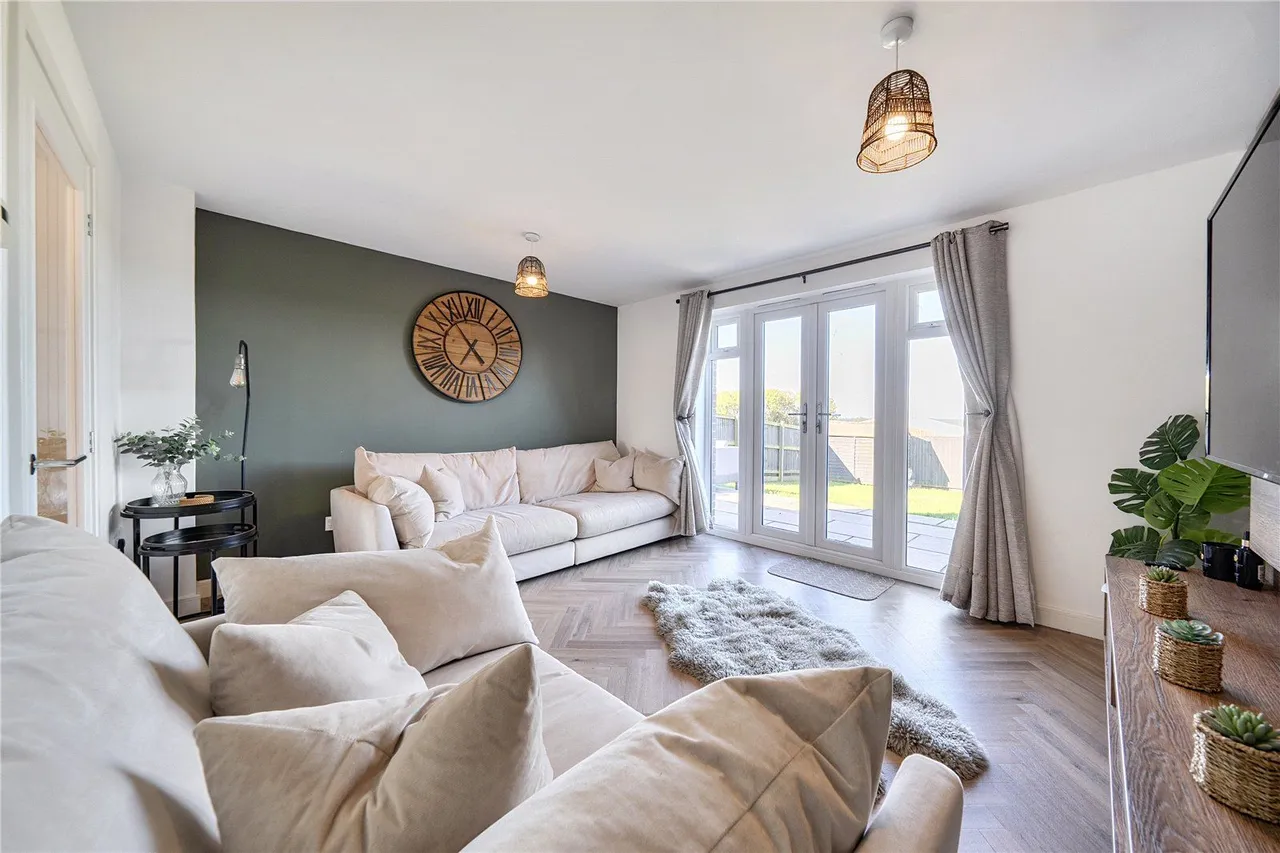 Esthwaite Close, Middleton, M24, photo 3