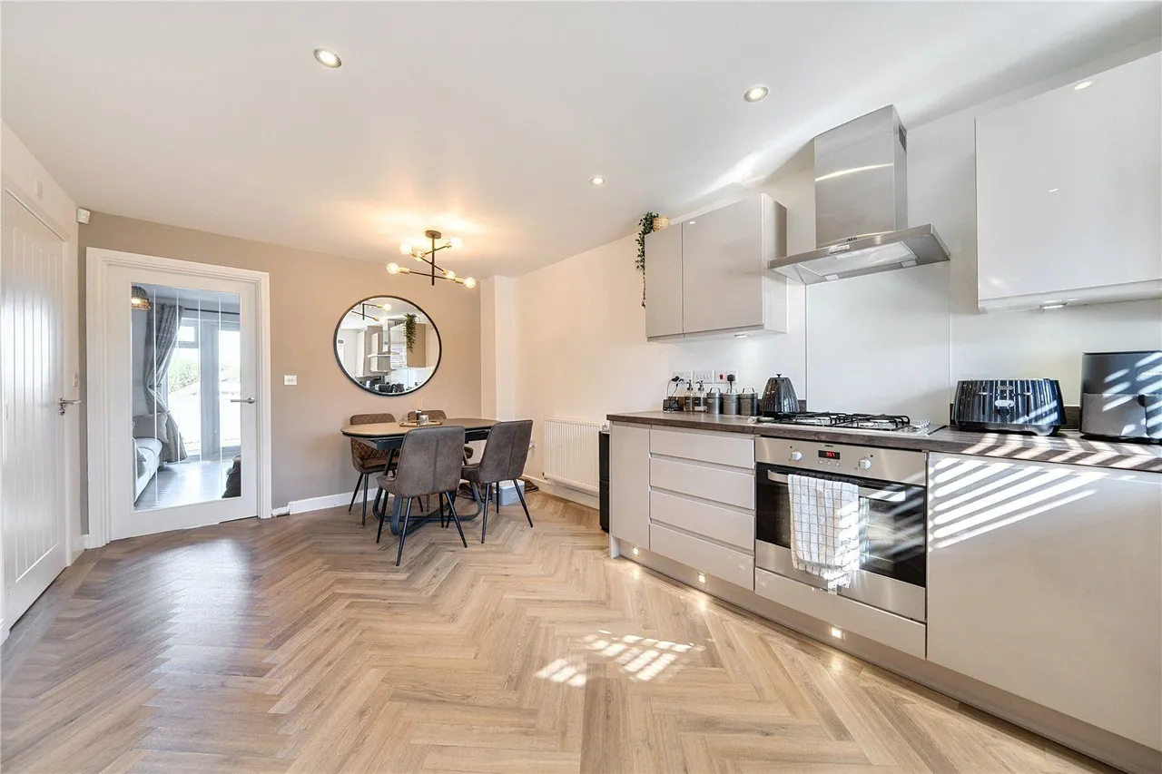 Esthwaite Close, Middleton, M24, photo 4