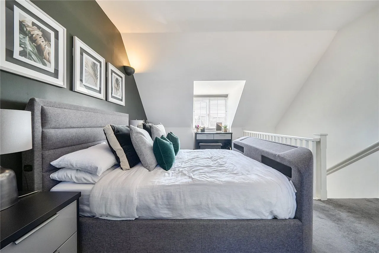 Esthwaite Close, Middleton, M24, photo 10