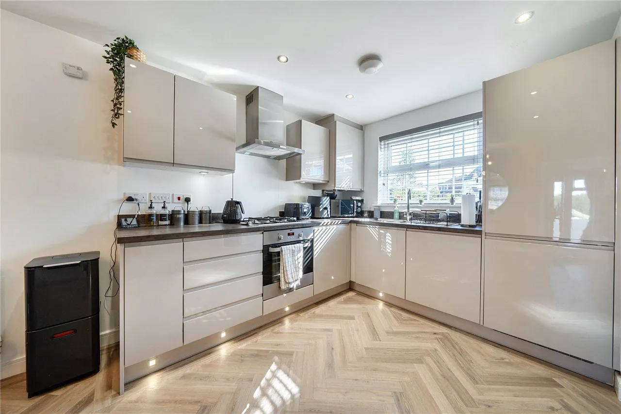 Esthwaite Close, Middleton, M24, photo 5
