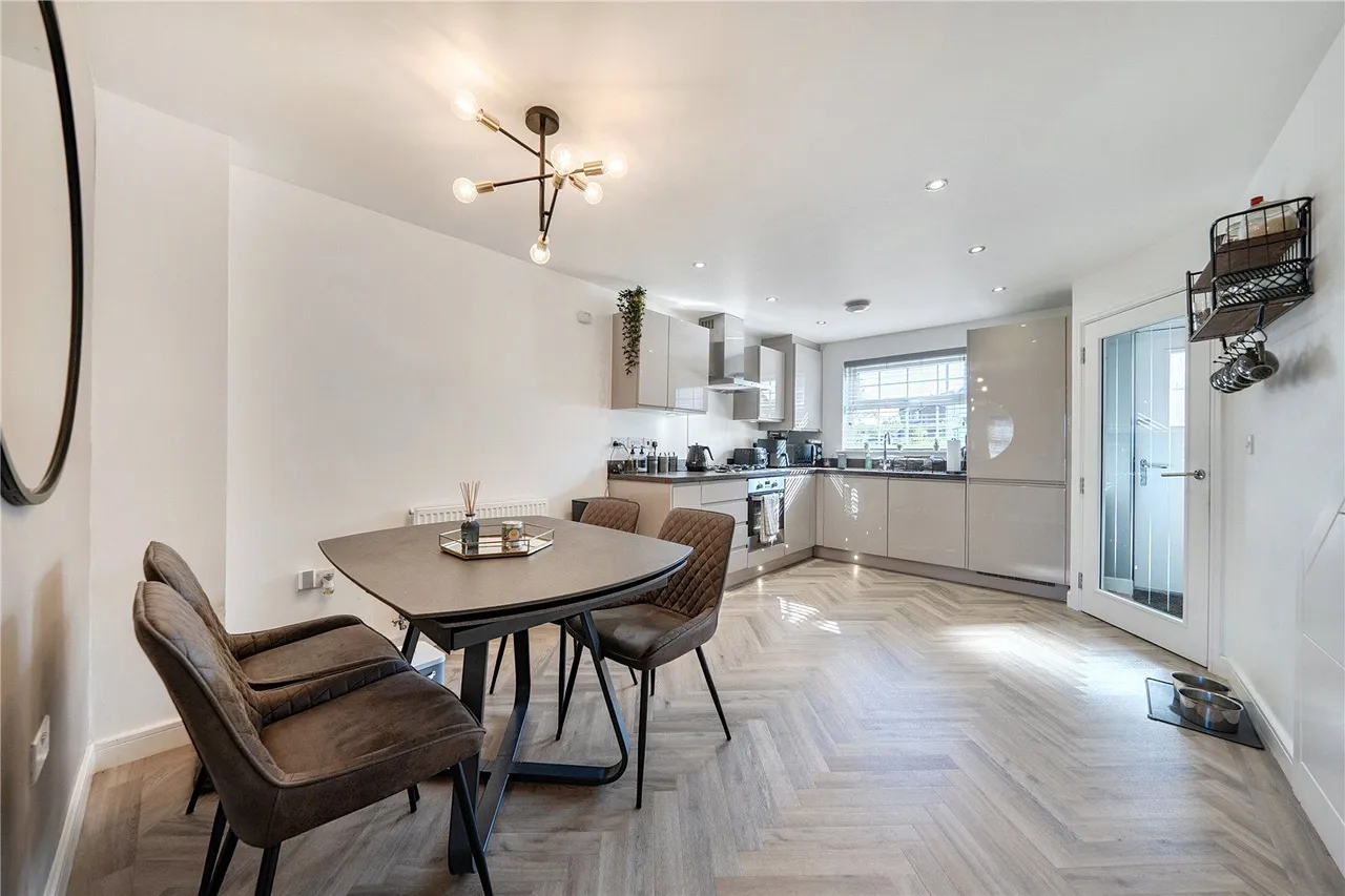 Esthwaite Close, Middleton, M24, photo 6