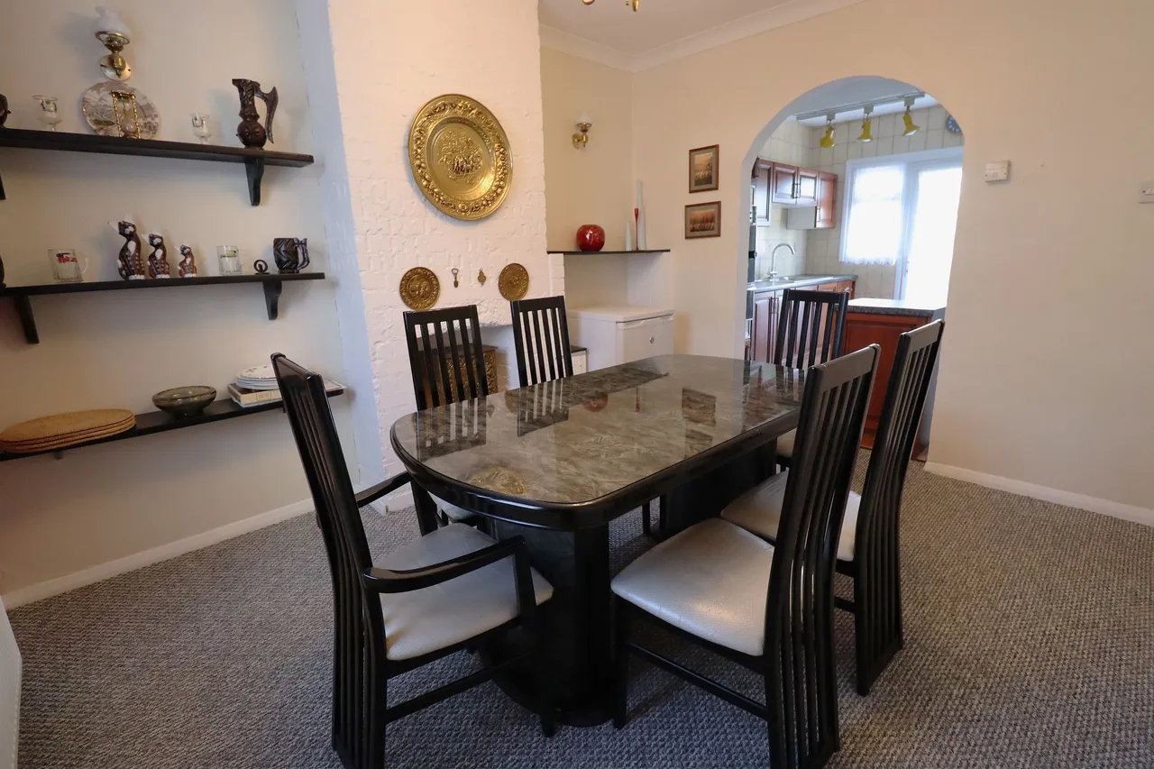 Mount Avenue, Rayleigh, SS6, photo 8