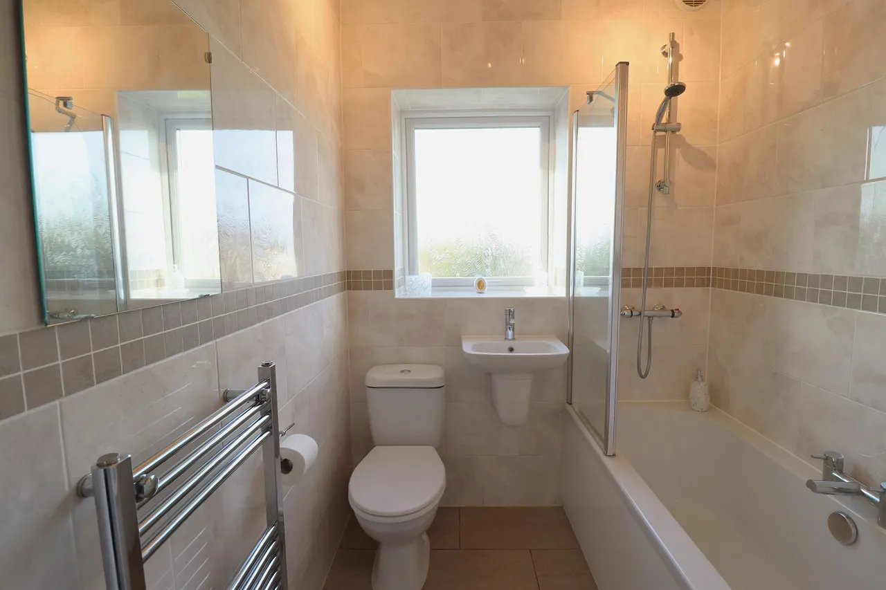 Mount Avenue, Rayleigh, SS6, photo 12
