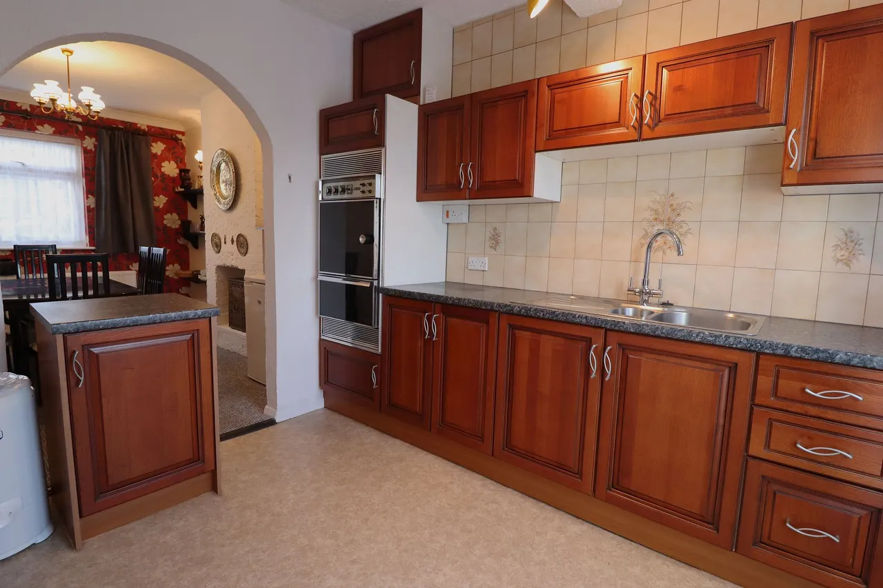 Mount Avenue, Rayleigh, SS6, photo 10