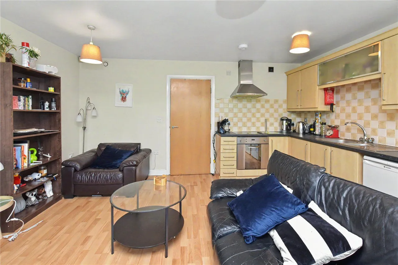 Kirkstall Road, Burley, LS4, photo 6