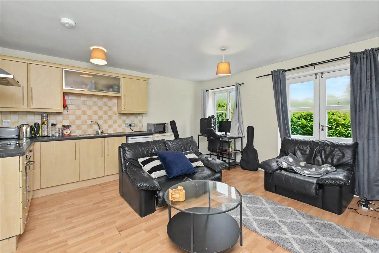 Kirkstall Road, Burley, LS4, photo 2