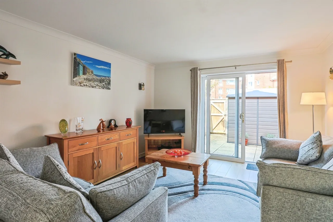 Colborne Close, Poole, BH15, photo 4