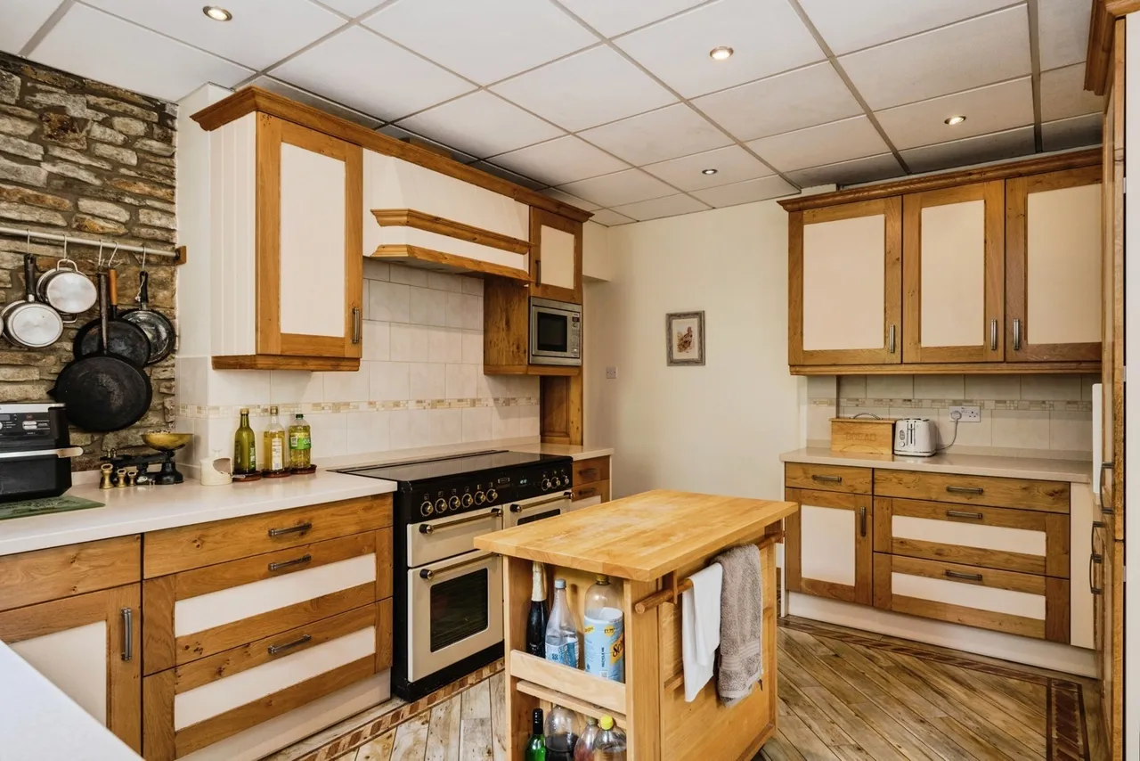 Greenfield Terrace, Sketty, SA2, photo 9