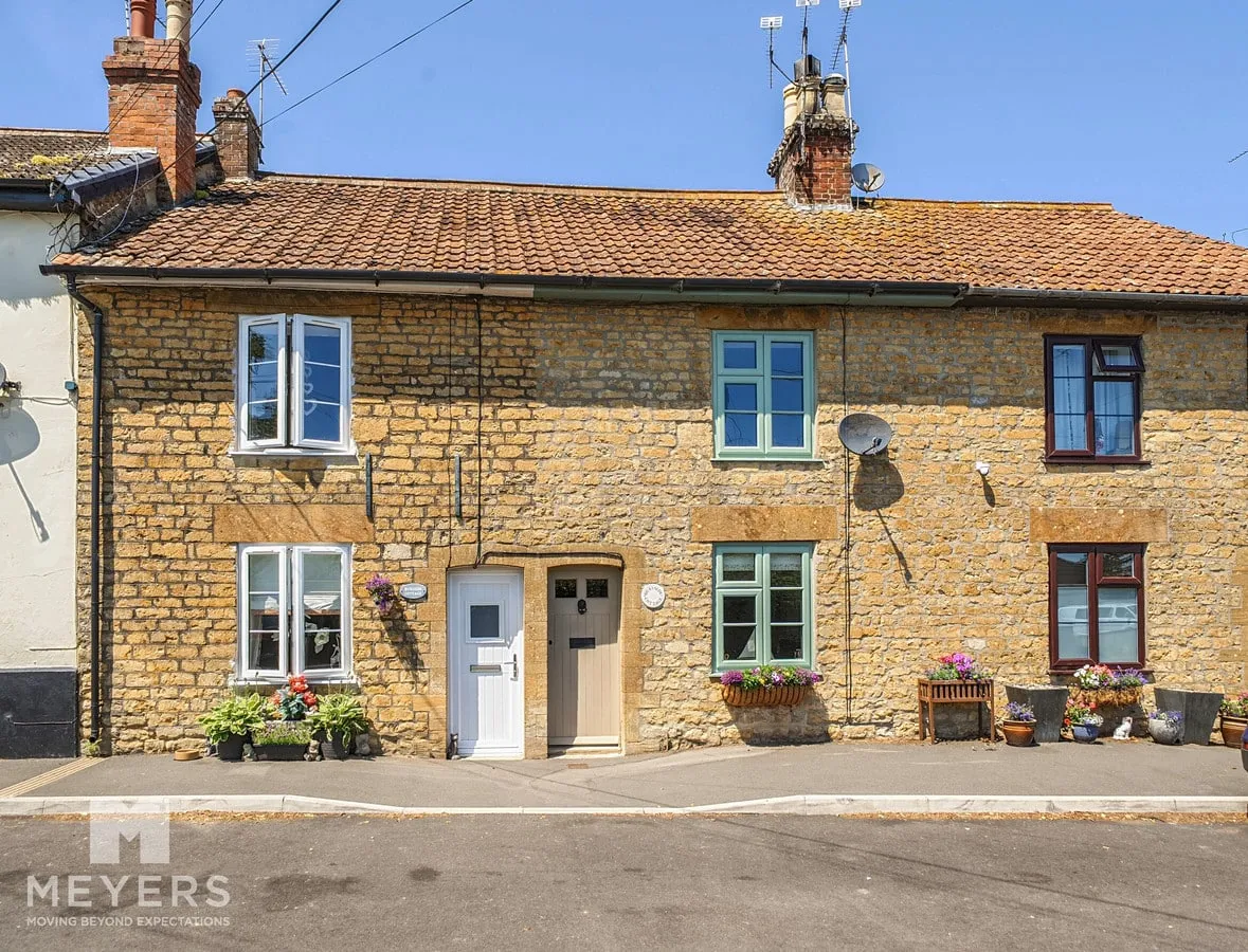 2 bed house for sale, Cold Harbour, Milborne Port, DT9