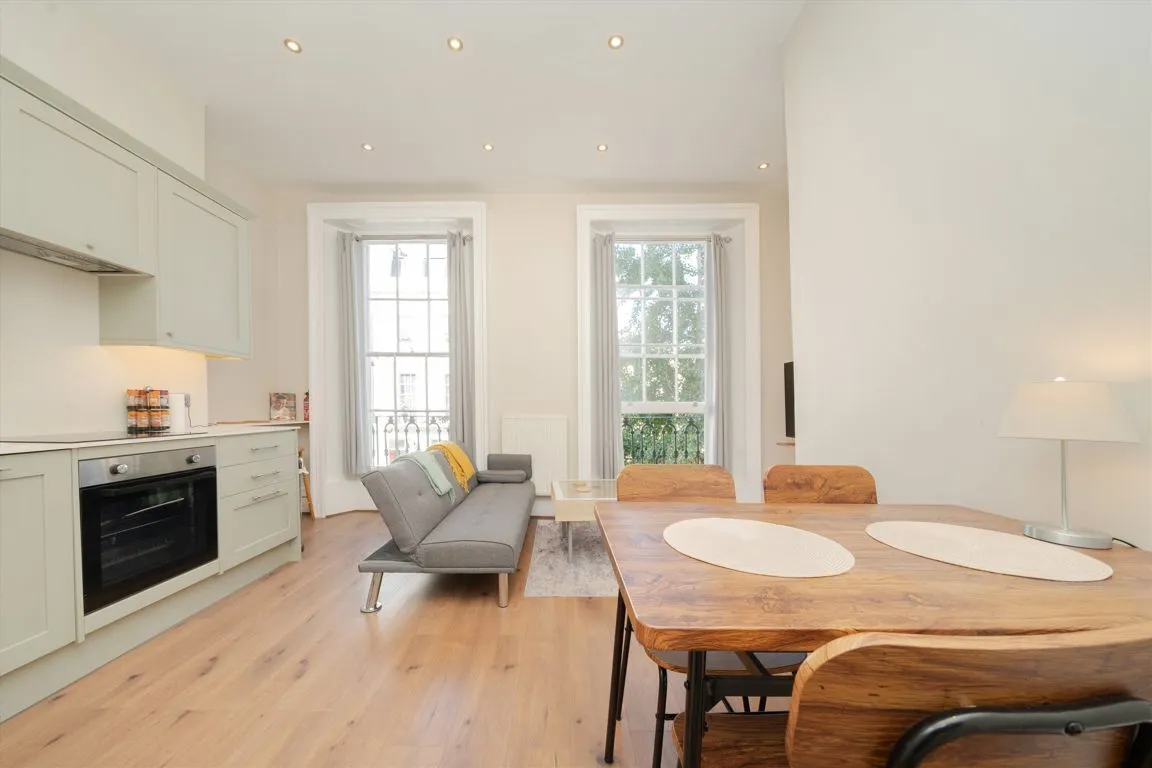 Warwick Way, Pimlico, SW1V, photo 3