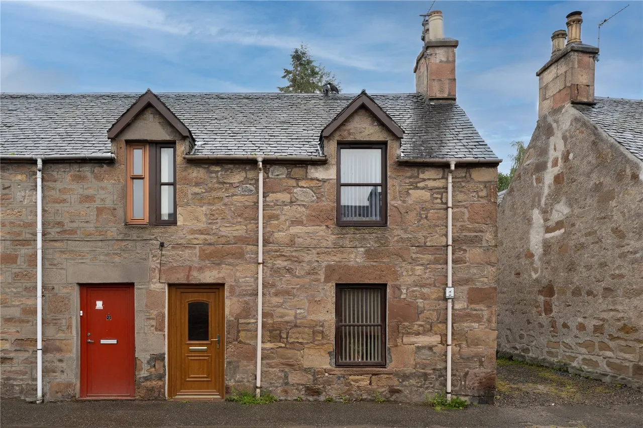 1 bed house for sale — Mill Street, Dingwall, Highland, IV15 9PX