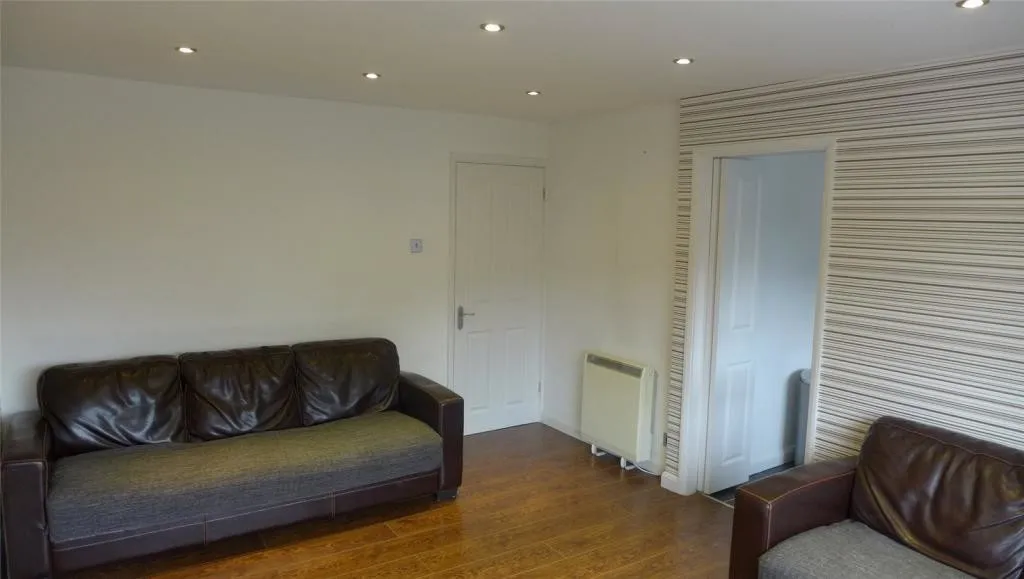 Elm Close, Binley Woods, Coventry, photo 2