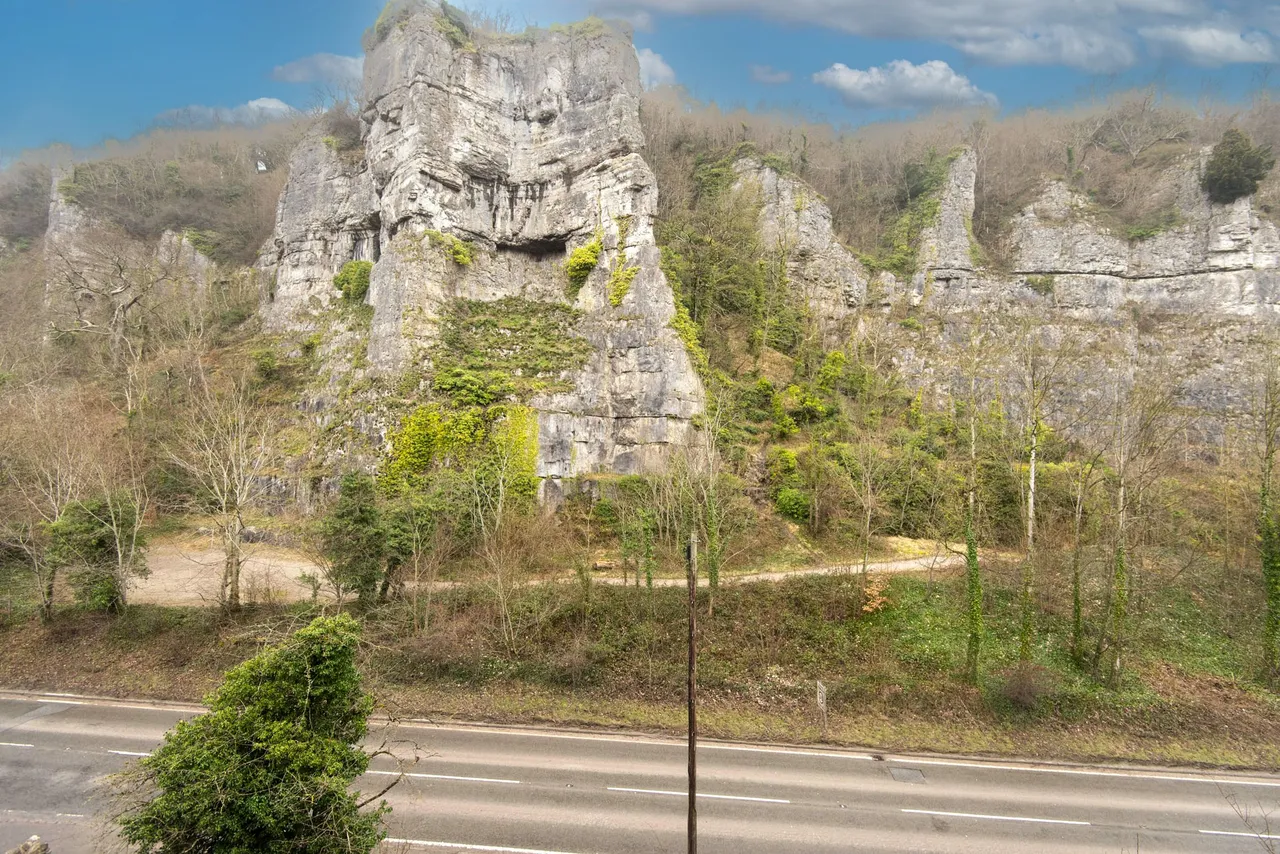 The Dale, Stoney Middleton, S32, photo 8