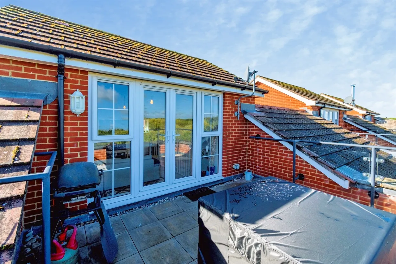 Minchin Acres, Hedge End, SO30, photo 26