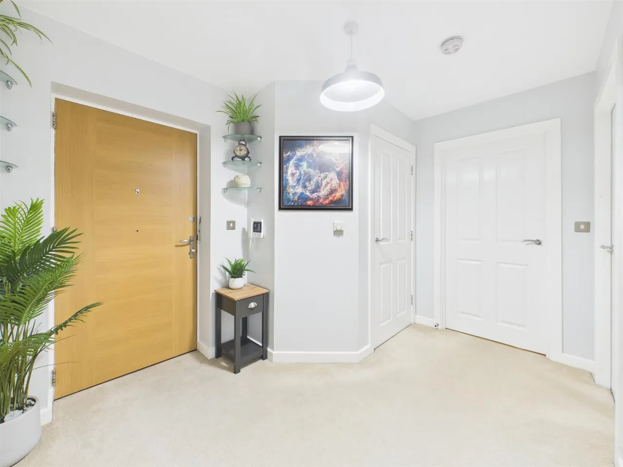 Truesdales, Ickenham, Uxbridge, UB10 8FX, photo 11