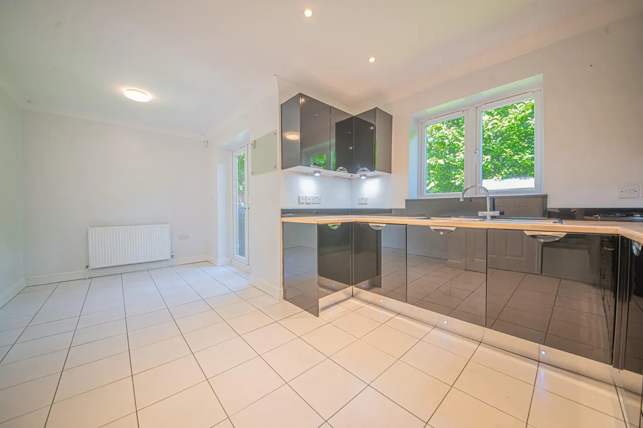 Chestnut Avenue, Eastleigh, SO50 5BX, photo 5