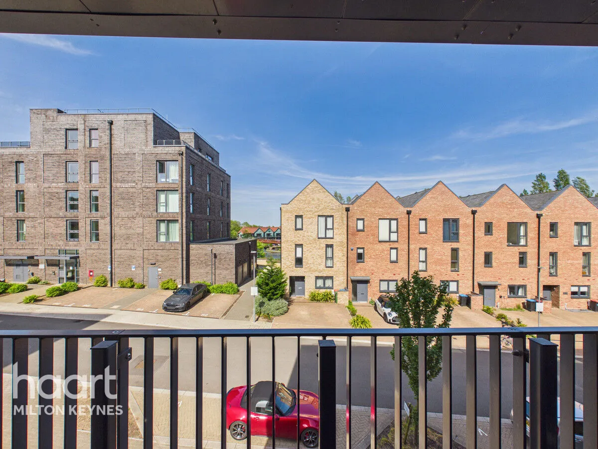 Canal Street, Campbell Park, MK9, photo 5
