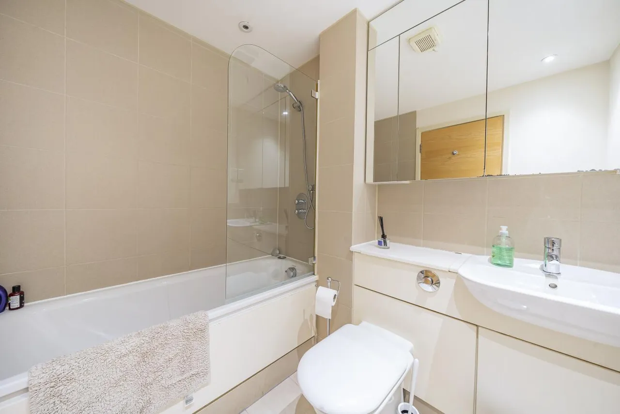 Cayenne Court, Shad Thames, SE1, photo 11