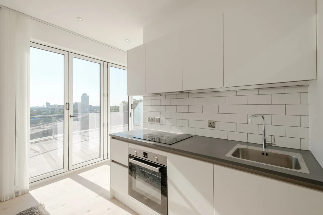 Apt Parkview, Brentford, TW8, photo 4