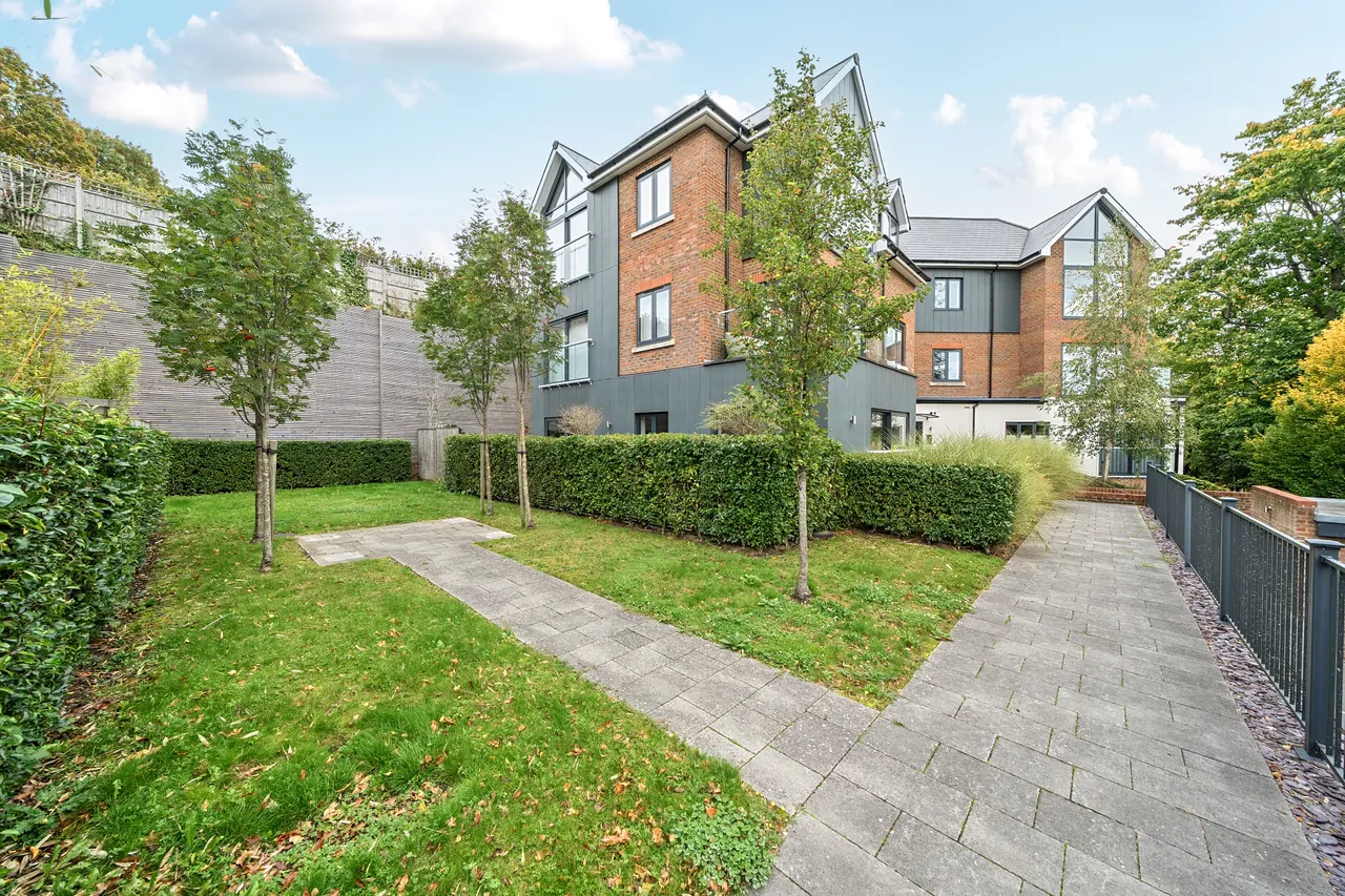 Church Hill, Caterham, CR3, photo 10