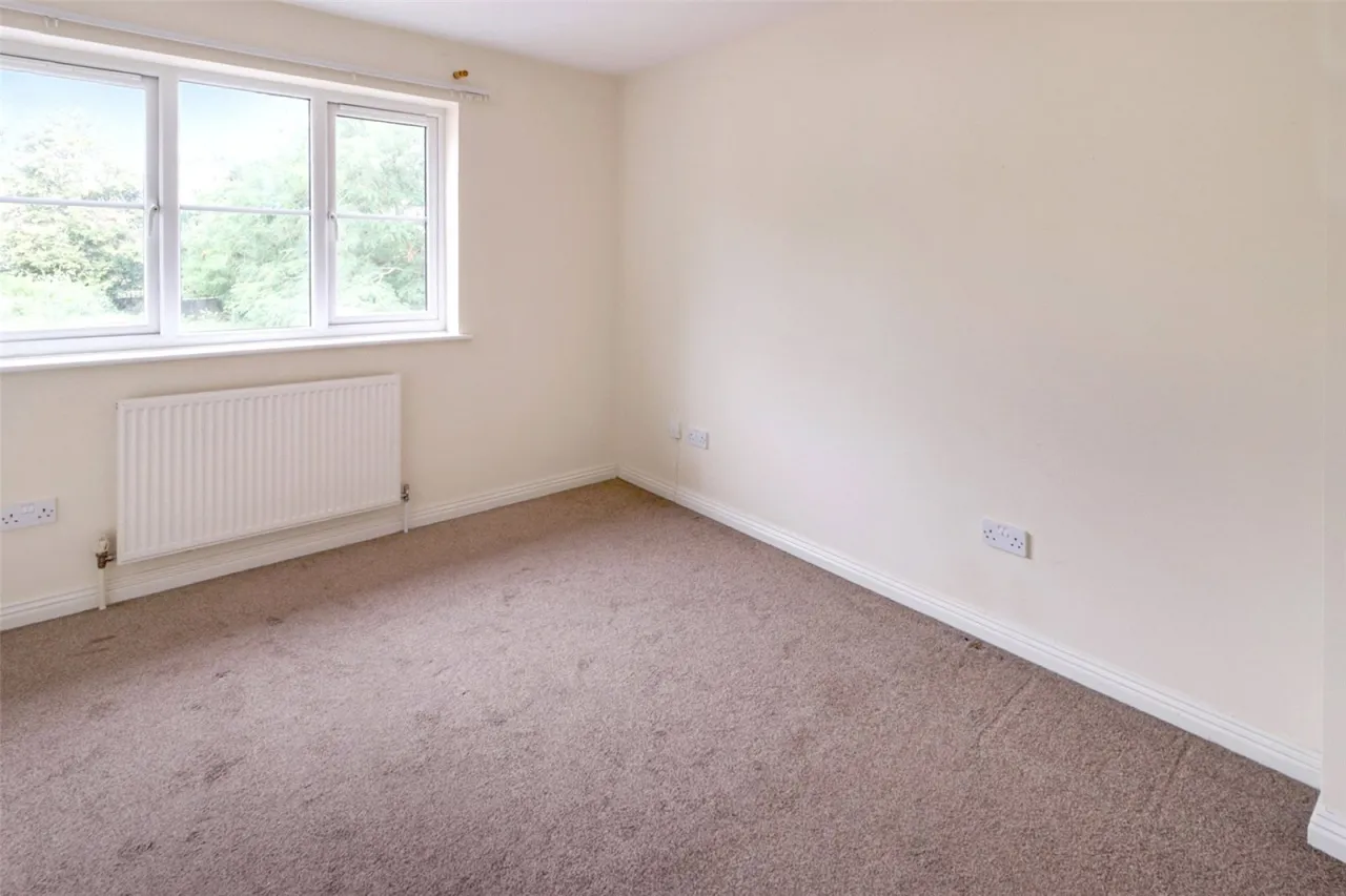 Blackthorn Close, Earley, RG6, photo 6