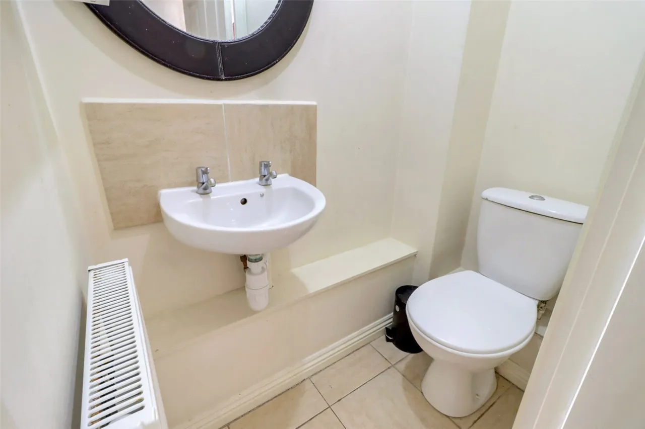 Blackthorn Close, Earley, RG6, photo 5