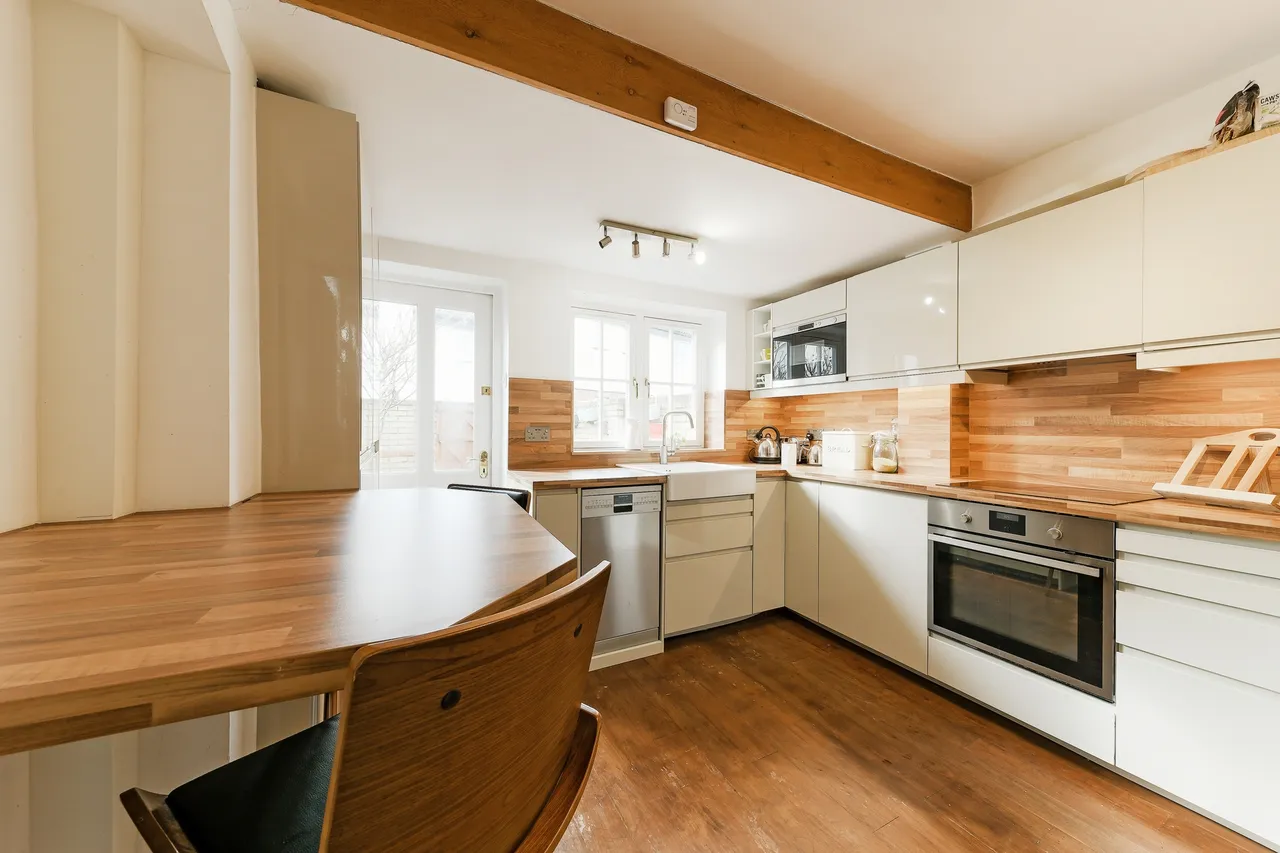 School Road, Hampton Wick, KT1 4DE, photo 4