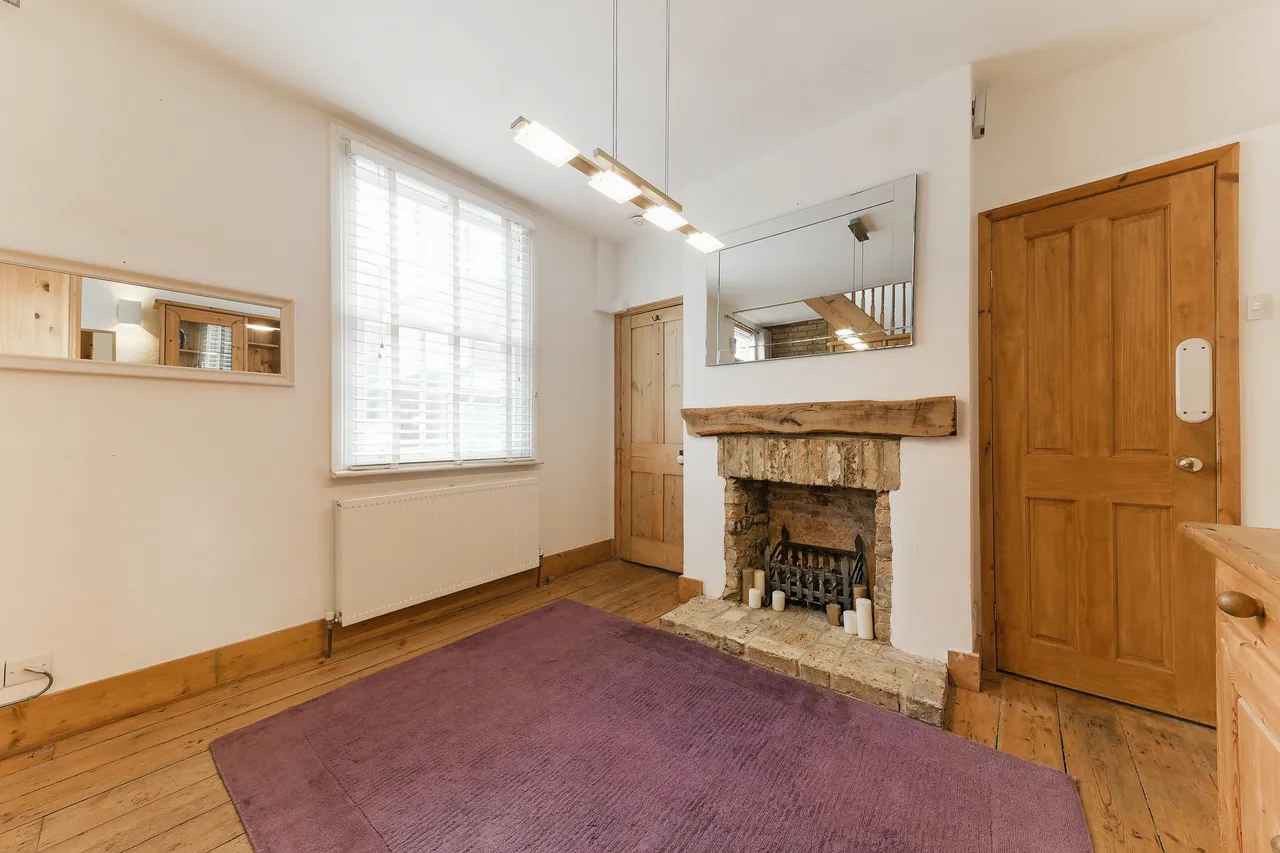 School Road, Hampton Wick, KT1 4DE, photo 3