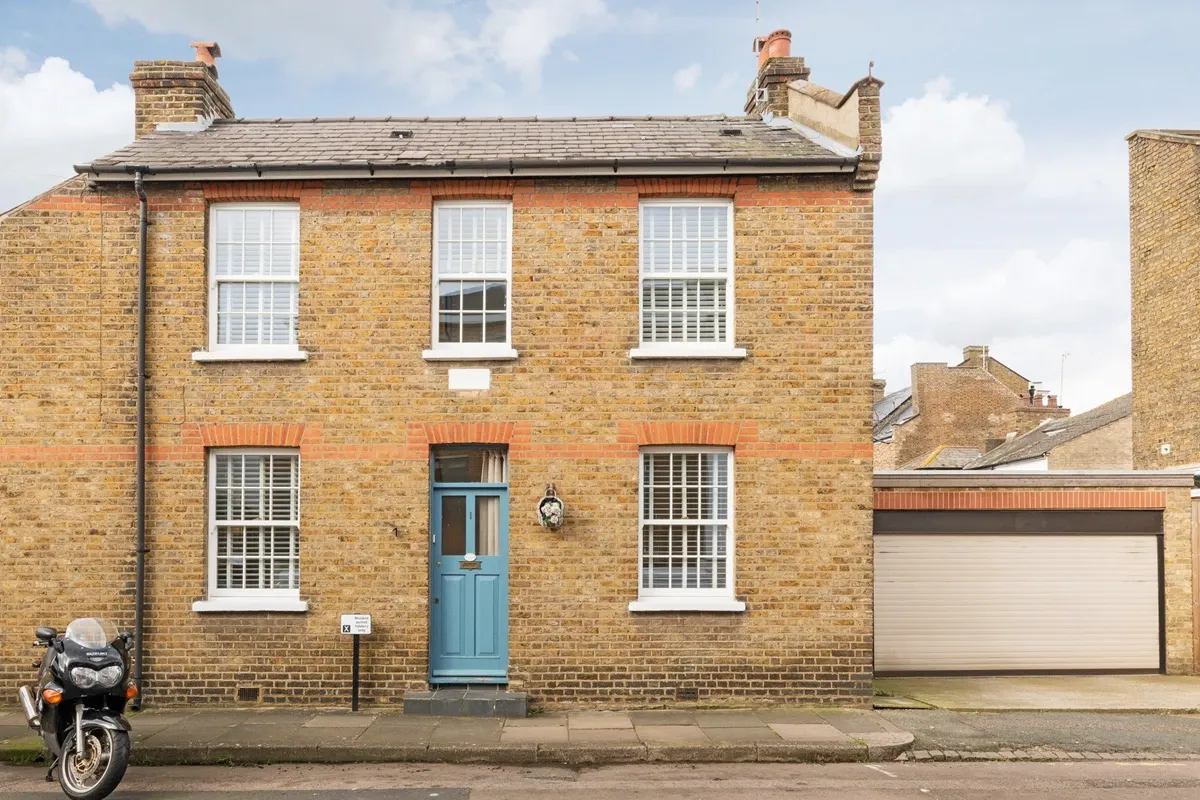School Road, Hampton Wick, KT1 4DE, photo 11