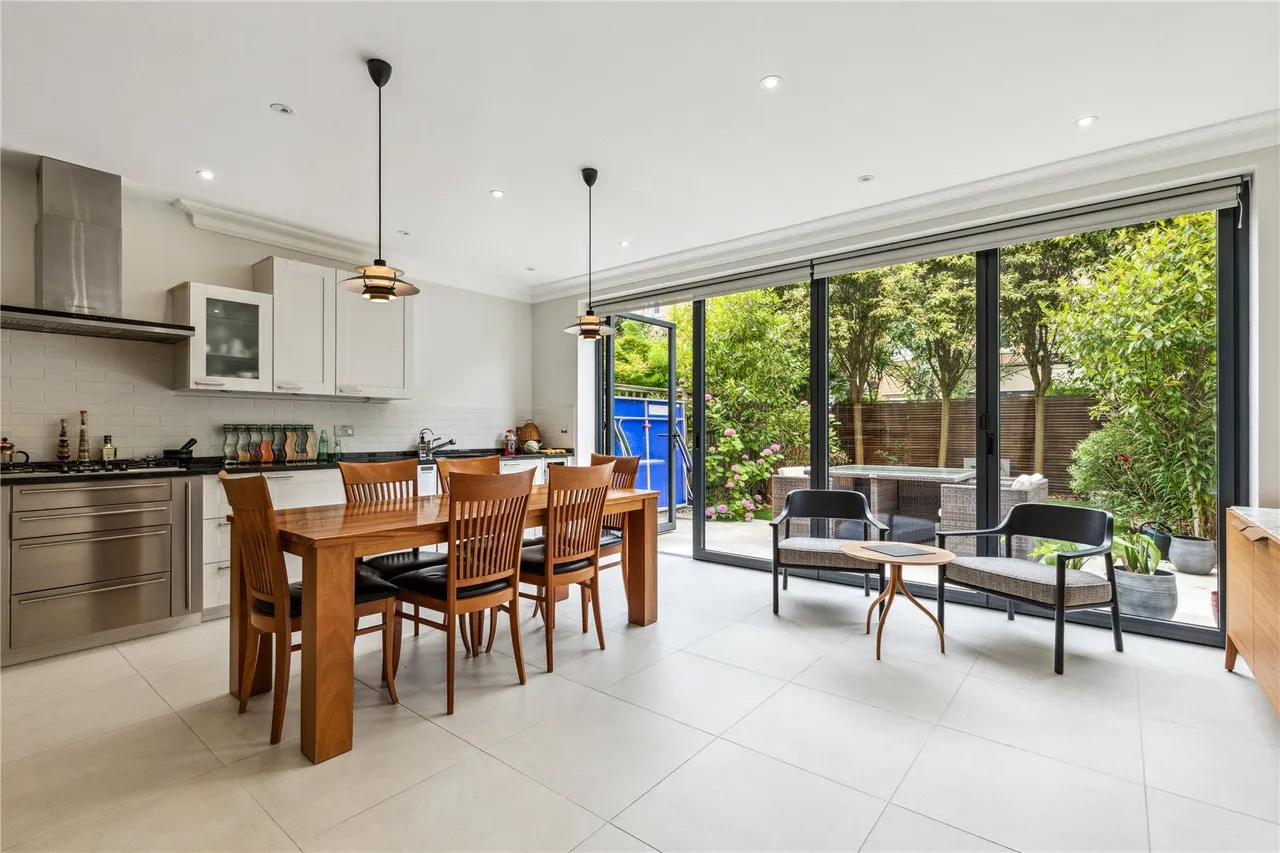 Kelsall Mews, Richmond, TW9, photo 2