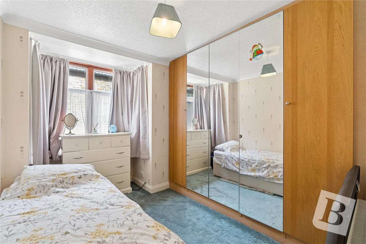 Manor Road, Romford, RM1, photo 9